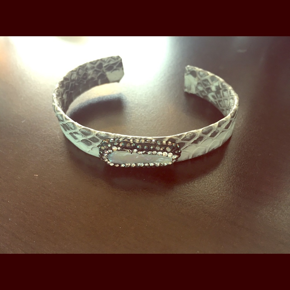 Southwest Snakeskin design brangle w/ pearl stone